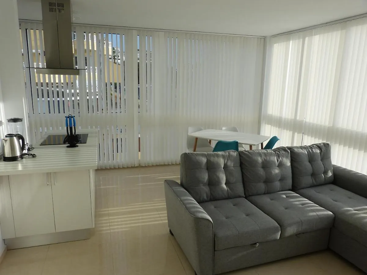 Suncanarias Apartamentos Cristal Playa La Arena Puerto de Santiago  Spagna