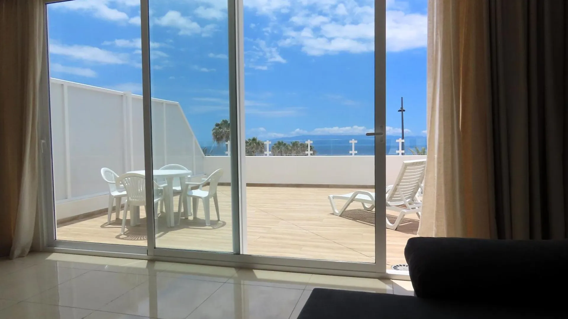 Suncanarias Apartamentos Cristal Playa La Arena Puerto de Santiago  Appartamento