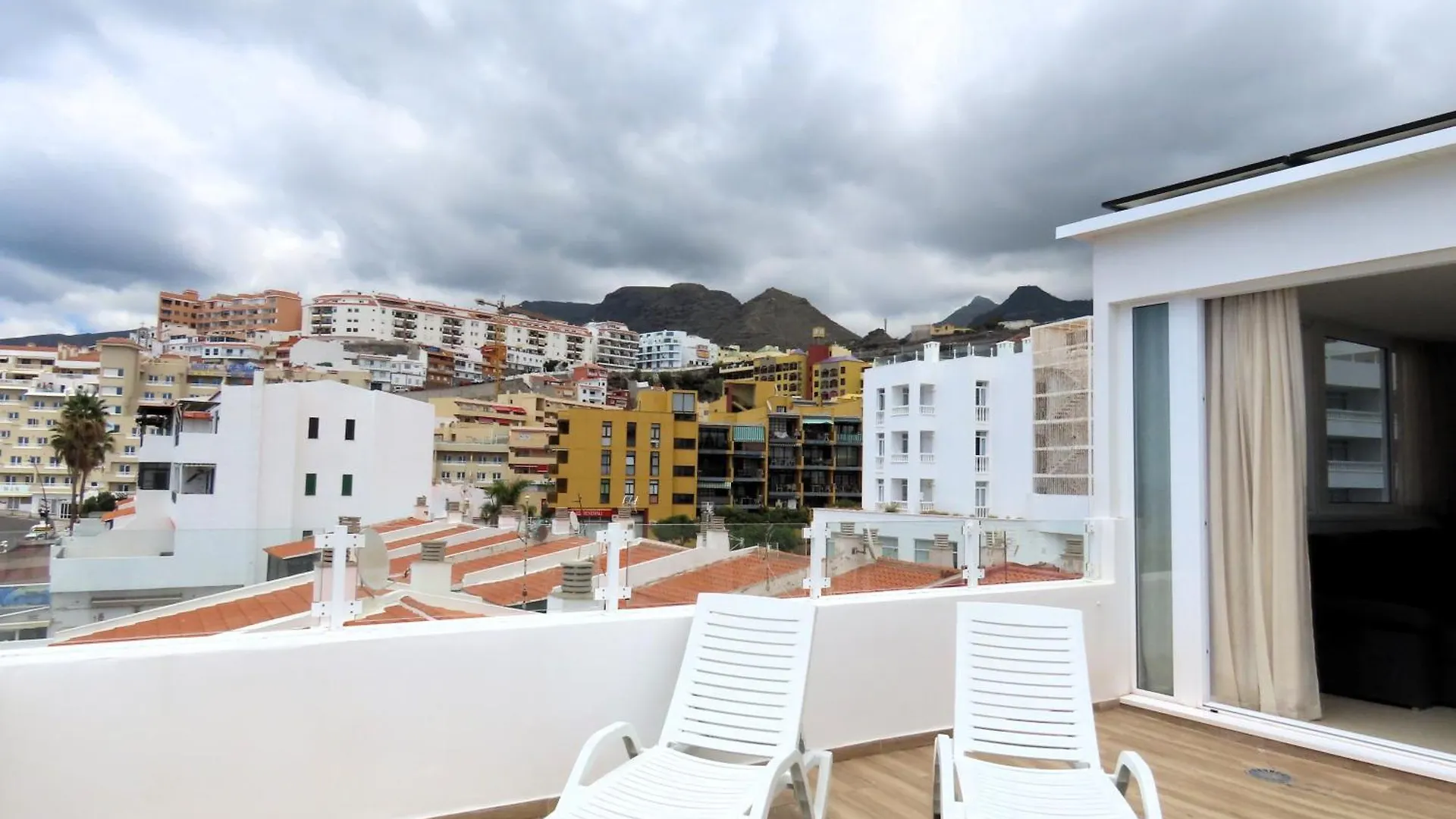 Suncanarias Apartamentos Cristal Playa La Arena بويرتو دي سانتياغو شقة